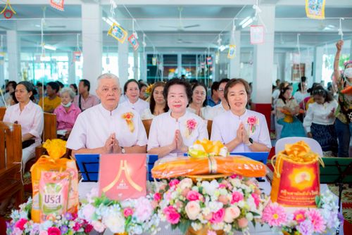 ภาพ No.257927:วันที่ 19 ตุลาคม พ.ศ. 2568 พิธีทอดกฐินสามัคคีทั่วไทย 30,000 วัด โดยคณะศิษยานุศิษย์ บูชาธรรม 81 ปี หลวงพ่อธัมมชโย ณ วัดลำบัว ต.หันตะเภา อ.วังน้อย จ.พระนครศรีอยุธยา