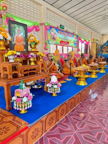 ภาพ No.170914:พิธีทอดกฐิน ณ วัดโพนไพล จ.นครราชสีมา ในโครงการกฐินสามัคคีทั่วไทย 30,000 วัด บูชาธรรม 80 ปี หลวงพ่อธัมมชโย โดยคณะศิษยานุศิษย์วัดพระธรรมกาย วันที่ 27 ตุลาคม พ.ศ. 2567