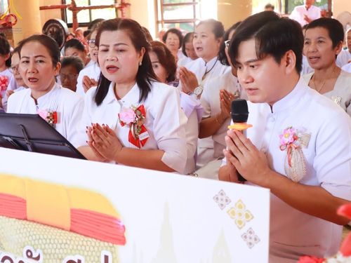 ภาพ No.168909:พิธีทอดกฐิน ณ วัดกุญชรดาราม จ.อุดรธานี ในโครงการกฐินสามัคคีทั่วไทย 30,000 วัด บูชาธรรม 80 ปี หลวงพ่อธัมมชโย โดยคณะศิษยานุศิษย์วัดพระธรรมกาย วันที่ 22 ตุลาคม พ.ศ. 2567