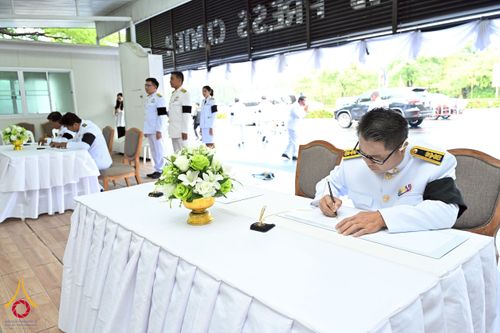 ภาพ No.262445:วันที่ 30 ตุลาคม พ.ศ. 2568 พสกนิกรอำเภอคลองหลวง จัดพิธีบำเพ็ญกุศลสัตตมวาร ถวายพระราชกุศลแด่สมเด็จพระพันปีหลวง ณ วัดพระธรรมกาย