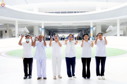 ภาพ No.242204:วันที่ ๒๙ - ๓๑ สิงหาคม พ.ศ. ๒๕๖๘ สัมมนารวมใจผู้นำบุญ บูชาธรรม ๘๑ ปี  หลวงพ่อธัมมชโย รุ่นที่ ๒ กฐินสามัคคีทั่วไทย ๓๐,๐๐๐ วัด โครงการอุปสมบทบูชาธรรมมหาปูชนียาจารย์  ๓,๐๐๐ รูป