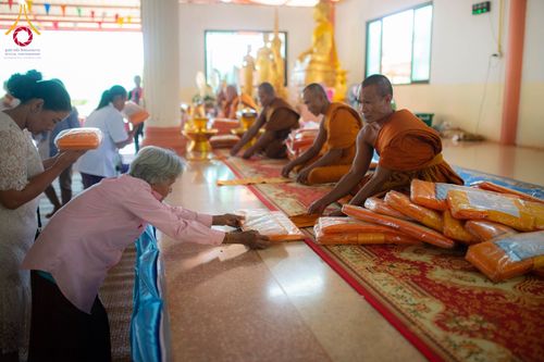 ภาพ No.178418:พิธีทอดกฐิน ณ วัดหนองขนาก ต.สุขไพบูลย์ อ.เสิงสาง จ.นครราชสีมา ในโครงการทอดกฐินสามัคคีทั่วไทย 30,000 วัด บูชาธรรม 80 ปี หลวงพ่อธัมมชโย โดยคณะศิษยานุศิษย์วัดพระธรรมกาย วันที่ 12 พฤศจิกายน พ.ศ. 2567