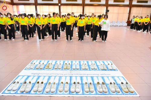 ภาพ No.103935:วันรวมพลังเด็กดี V-star ผู้นำฟื้นฟูศีลธรรมโลก จังหวัดจันทบุรี วันพุธที่ 13 ธันวาคม พ.ศ. 2566 ณ โรงเรียนศรียานุสรณ์จังหวัดจันทบุรี