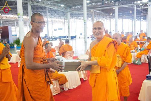 ภาพ No.127292:พิธีมุทิตาสักการะ พระครูปลัดรัตนวีรวัฒน์ เจ้าอาวาสวัดพระธรรมกาย วันอาทิตย์ที่ 3 มีนาคม พ.ศ. 2567