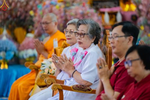 ภาพ No.164499:พิธีทอดกฐิน ณ วัดอ่างศิลา อ.เมือง จ.ชลบุรี ในโครงการกฐินสามัคคีทั่วไทย 30,000 วัด บูชาธรรม 80 ปี หลวงพ่อธัมมชโย โดย คณะศิษยานุศิษย์วัดพระธรรมกาย วันที่ 19 ตุลาคม พ.ศ. 2567