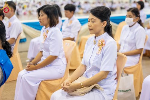 ภาพ No.127034:พิธีมอบใบประกาศเกียรติคุณองค์กรนานาชาติ และหน่วยงานที่ชักชวนคนร่วมโครงการนั่งสมาธิเพื่อสันติภาพโลกมากที่สุด วันอาทิตย์ที่ 1 มีนาคม พ.ศ. 2567 ณ สภาธรรมกายสากล วัดพระธรรมกาย