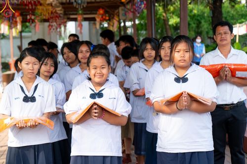 ภาพ No.203343:พิธีทอดผ้าป่าทำนุบำรุงศาสนสถาน ณ วัดปรางค์หลวง ตำบลบางม่วง อำเภอบางใหญ่ จังหวัดนนทบุรี ในโครงการธรรมยาตรา กตัญญูบูชา มหาปูชนียาจารย์ พระมงคลเทพมุนี(สด จนฺทสโร) พระผู้ปราบมาร อนุสรณ์สถาน 7 แห่ง ปีที่ 13 วันที่ 29 มกราคม พ.ศ. 2568