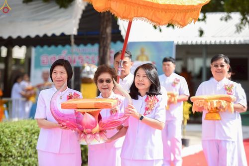 ภาพ No.241266:วันอาทิตย์ที่ 24 สิงหาคม พ.ศ.2568 พิธีปฐมผ้าป่าสถาปนาองค์พระเจดีย์เพื่อสร้างสันติภาพโลก พิธีไถ่ชีวิตโค สร้างมหากุศลด้วยการให้ชีวิตสัตว์เป็นทาน ณ ศูนย์ปฏิบัติธรรมสระบุรี อ.พระพุทธบาท จ.สระบุรี