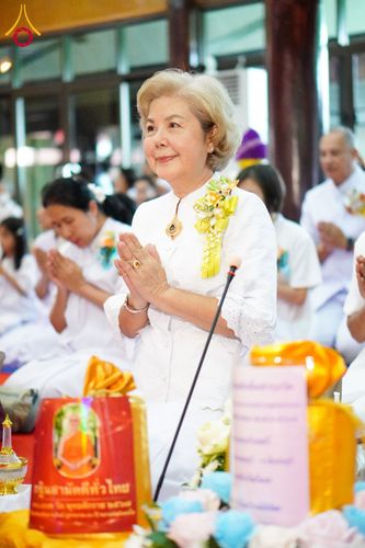 ภาพ No.183647:พิธีทอดกฐิน ณ วัดกลางธนรินทร์ จ.สิงห์บุรี ในโครงการทอดกฐินสามัคคีทั่วไทย 30,000 วัด บูชาธรรม 80 ปี หลวงพ่อธัมมชโย โดยคณะศิษยานุศิษย์วัดพระธรรมกาย วันที่ 9 พฤศจิกายน  พ.ศ. 2567