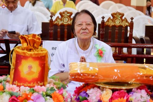 ภาพ No.259027:วันที่ 19 ตุลาคม พ.ศ. 2568 พิธีทอดกฐินสามัคคีทั่วไทย 30,000 วัด โดยคณะศิษยานุศิษย์ บูชาธรรม 81 ปี หลวงพ่อธัมมชโย ณ วัดสุคันธาราม อ.วังน้อย จ.พระนครศรีอยุธยา