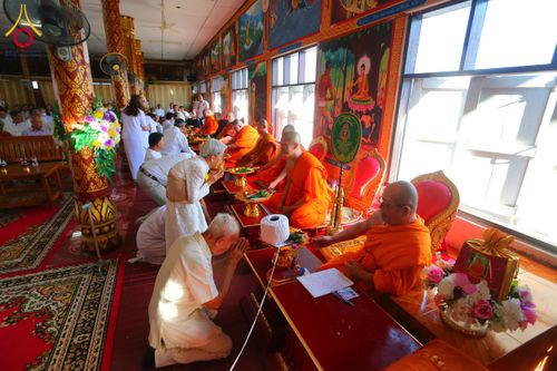 ภาพ No.165164:พิธีทอดกฐิน วัดแม่ข้าวต้มท่าสุด จ.เชียงราย ในโครงการกฐินสามัคคีทั่วไทย 30,000 วัด บูชาธรรม 80 ปี หลวงพ่อธัมมชโย โดยคณะศิษยานุศิษย์วัดพระธรรมกาย วันที่ 20 ตุลาคม พ.ศ. 2567