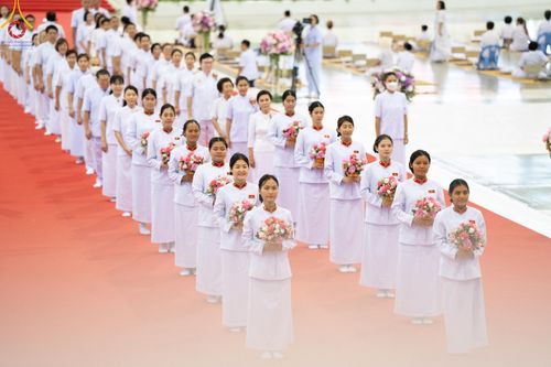 ภาพ No.149109:พิธีจุดเทียนใจ ไฟนิรันดร์ อนันตชัย วันอาทิตย์ที่ 18 สิงหาคม พ.ศ. 2567 วัดพระธรรมกาย จ. ปทุมธานี