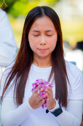 ภาพ No.193222:พิธีต้อนรับพระธรรมยาตรา ณ อนุสรณ์สถาน สถานที่เกิดในเพศสมณะ วัดสองพี่น้อง อำเภอสองพี่น้อง จังหวัดสุพรรณบุรี ในโครงการธรรมยาตรา กตัญญูบูชา มหาปูชนียาจารย์ พระมงคลเทพมุนี(สด จนฺทสโร) พระผู้ปราบมาร อนุสรณ์สถาน 7 แห่ง ปีที่ 13 วันที่ 11 มกราคม พ.ศ. 2568