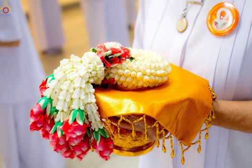 ภาพ No.228823:วันเสาร์ที่ 14 มิถุนายน พ.ศ. 2568 พิธีเวียนประทักษิณ , พิธีขอขมารับผ้าไตร ในโครงการบรรพชาอุปสมบทหมู่ ผู้บริหารรุ่นที่ 15 และ อุดมศึกษา รุ่นที่ 52 ณ โบสถ์พระไตรปิฎก วัดพระธรรมกาย