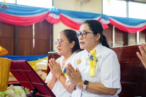 ภาพ No.168024:พิธีทอดกฐิน ณ วัดดอนเสาเกียดมิลินทบุณยาราม ต.บางแขม อ.เมืองนครปฐม จ.นครปฐม ในโครงการกฐินสามัคคีทั่วไทย 30,000 วัด บูชาธรรม 80 ปี หลวงพ่อธัมมชโย โดยคณะศิษยานุศิษย์วัดพระธรรมกาย วันที่ 20 ตุลาคม พ.ศ. 2567