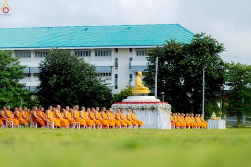 ภาพ No.239140:วันอาทิตย์ที่ 17 สิงหาคม พ.ศ. 2568 พิธีอัญเชิญรูปเหมือนพระมงคลเทพมุนี (สด จันทสโร) ณ ศาลากลางจังหวัดเลย ถึงลานพญานาค สวนสาธารณะกุดป่อง อ.เมือง จ.เลย