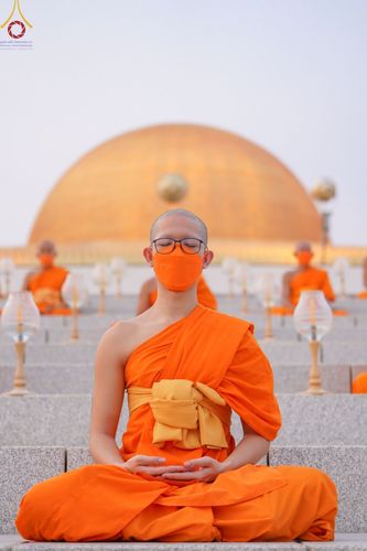 ภาพ No.77158:พิธีจุดมาฆประทีป ในวันมาฆบูชา อาทิตย์ต้นเดือนที่ 6 มีนาคม พ.ศ. 2566 ณ วัดพระธรรมกาย อ.คลองหลวง จ.ปทุมธานี