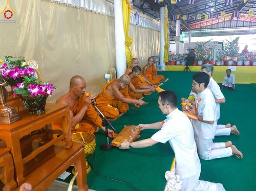 ภาพ No.165996:พิธีทอดกฐิน ณ วัดหนองขอน อ.หนองปรือ จ.กาญจนบุรี ในโครงการกฐินสามัคคีทั่วไทย 30,000 วัด บูชาธรรม 80 ปี หลวงพ่อธัมมชโย โดยคณะศิษยานุศิษย์วัดพระธรรมกาย วันที่ 20 ตุลาคม พ.ศ. 2567