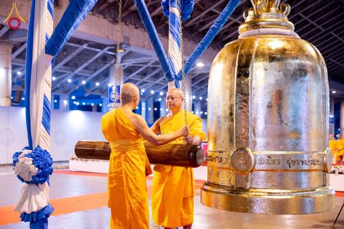 ภาพ No.187585:พิธีฉลองชัยสวดมนต์บทธัมมจักกัปปวัตนสูตร 7,000,000,000 จบ และพิธีสวดมนต์ข้ามปี วันที่ 31 ธันวาคม พ.ศ. 2567 ถึงวันที่ 1 มกราคม พ.ศ. 2568 ณ มหารัตนวิหารคด วัดพระธรรมกาย จ.ปทุมธานี