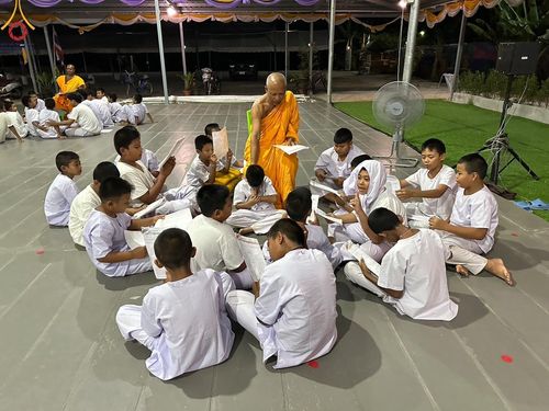 ภาพ No.133219:กิจวัตรกิจกรรมการฝึกตัวก่อนบวช และพิธีตัดปอยผมธรรมทายาท ณ ศูนย์ปฏิบัติธรรมและอบรมเยาวชนเมืองยะลา วันที่ 1-2 เมษายน พ.ศ. 2567