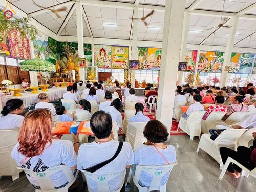 ภาพ No.171100:พิธีทอดกฐิน ณ วัดหอมศีล อ.บางบ่อ สมุทรปราการ ในโครงการกฐินสามัคคีทั่วไทย 30,000 วัด บูชาธรรม 80 ปี หลวงพ่อธัมมชโย โดยคณะศิษยานุศิษย์วัดพระธรรมกาย วันที่ 27 ตุลาคม พ.ศ. 2567