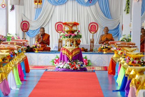 ภาพ No.271002:วันที่ 29 ตุลาคม พ.ศ. 2568 พิธีทอดกฐินสามัคคีทั่วไทย ณ วัดบางภาวนาราม(บางพา)  ต.ไทรโสภา อ.พระแสง จ.สุราษฎร์ธานี โดยคณะศิษยานุศิษย์ บูชาธรรม 81 ปี หลวงพ่อธัมมชโย