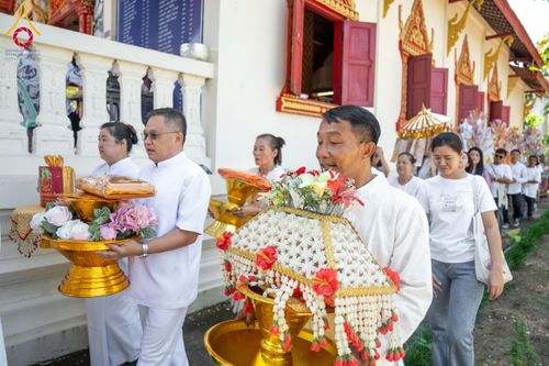 ภาพ No.171023:พิธีทอดกฐิน ณ วัดห้วยทราย จ.เชียงใหม่ ในโครงการกฐินสามัคคีทั่วไทย 30,000 วัด บูชาธรรม 80 ปี หลวงพ่อธัมมชโย โดยคณะศิษยานุศิษย์วัดพระธรรมกาย วันที่ 27 ตุลาคม พ.ศ. 2567