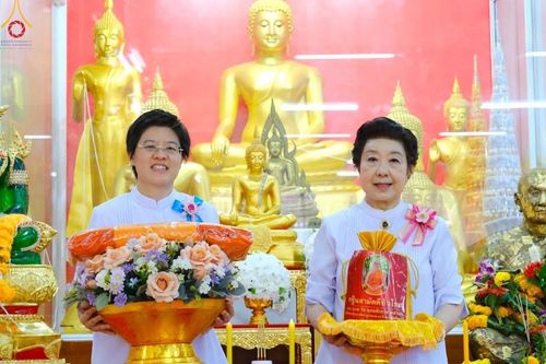 ภาพ No.166341:พิธีทอดกฐิน ณ วัดคูหาสุวรรณ จ.สุโขทัย ในโครงการกฐินสามัคคีทั่วไทย 30,000 วัด บูชาธรรม 80 ปี หลวงพ่อธัมมชโย โดยคณะศิษยานุศิษย์วัดพระธรรมกาย วันที่ 27 ตุลาคม พ.ศ. 2567