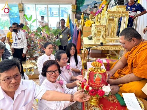 ภาพ No.177039:พิธีทอดกฐิน ณ วัดหัวรัง อ.พนมทวน กาญจนบุรี ในโครงการทอดกฐินสามัคคีทั่วไทย 30,000 วัด บูชาธรรม 80 ปี หลวงพ่อธัมมชโย โดยคณะศิษยานุศิษย์วัดพระธรรมกาย วันที่ 9 พฤศจิกายน พ.ศ. 2567