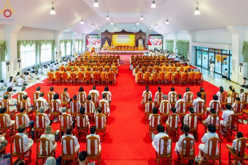 ภาพ No.109820:พิธีเจริญพระพุทธมนต์ ปฏิบัติธรรม  มอบทุนการศึกษา ถวายสังฆทาน 121 วัด วันพุธที่ 10 มกราคม พ.ศ. 2567 ณ อาคารราชวิริยาลังการ วัดไร่ขิง พระอารามหลวง  อ.สามพราน จ.นครปฐม