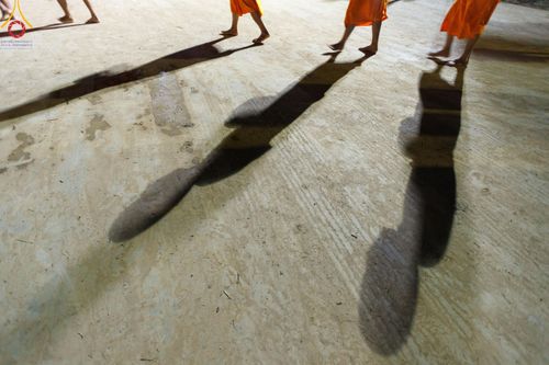 ภาพ No.118430:พิธีตักบาตรพระธรรมยาตรา ปีที่ 12 ณ อนุสรณ์สถานลำดับที่ 5 สถานที่เผยแผ่วิชชาธรรมกายครั้งแรก อนุสรณ์สถานบางปลา จ.นครปฐม วันที่ 25 มกราคม พ.ศ. 2567