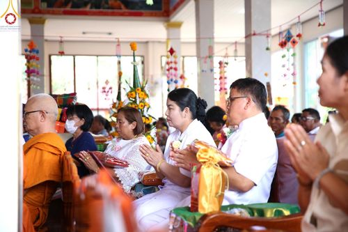 ภาพ No.179103:พิธีทอดกฐิน ณ วัดหนองไห จ.ชัยภูมิ ในโครงการกฐินสามัคคีทั่วไทย 30,000 วัด บูชาธรรม 80 ปี หลวงพ่อธัมมชโย โดยคณะศิษยานุศิษย์วัดพระธรรมกาย วันที่ 27 ตุลาคม พ.ศ. 2567