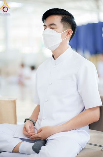 ภาพ No.99691:พิธีปฏิบัติธรรมและพิธีบูชาข้าวพระ ในวันอาทิตย์ต้นเดือนที่ 3 ธันวาคม พ.ศ. 2566 ณ สภาธรรมกายสากล วัดพระธรรมกาย จ.ปทุมธานี