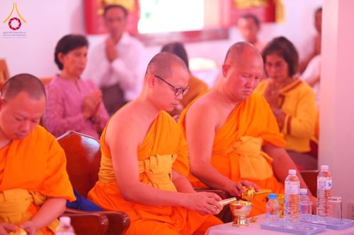 ภาพ No.172989:พิธีทอดกฐิน วัดป่าดอยพระบาท จ.เชียงราย ในโครงการกฐินสามัคคีทั่วไทย 30,000 วัด บูชาธรรม 80 ปี หลวงพ่อธัมมชโย โดยคณะศิษยานุศิษย์วัดพระธรรมกาย วันที่ 26 ตุลาคม พ.ศ. 2567