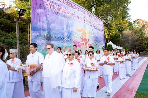 ภาพ No.272719:วันอาทิตย์ที่ 19 ตุลาคม พ.ศ. 2568 พิธีทอดกฐินสามัคคี  ณ วัดพระธรรมกายดีซี สหรัฐอเมริกา 