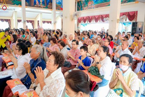 ภาพ No.168781:พิธีทอดกฐิน ณ วัดมรรคสำราญ อ.เมืองขอนแก่น จ.ขอนแก่น ในโครงการกฐินสามัคคีทั่วไทย 30,000 วัด บูชาธรรม 80 ปี หลวงพ่อธัมมชโย โดยคณะศิษยานุศิษย์วัดพระธรรมกาย วันที่ 25 ตุลาคม พ.ศ. 2567