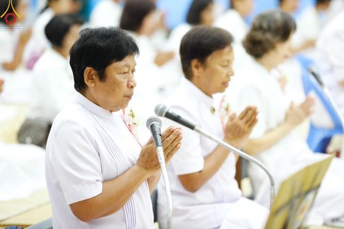 ภาพ No.127729:พิธีถวายภัตตาหารเป็นสังฆทาน แด่คณะพระธรรมยาตราฯ ในโครงการธรรมยาตราอัญเชิญพระบรมสารีริกธาตุ ประดิษฐาน ณ มหารัตนเจดีย์สิริปทุมสวรรค์ อ.บางกล่ำ จ.สงขลา วันที่ 8 มีนาคม พ.ศ. 2567