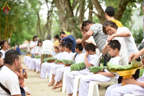 ภาพ No.214681:วันพฤหัสบดีที่ 3 เมษายน พ.ศ. 2568 พิธีปลงผมสามเณรฟื้นฟูทั่วไทย ณ ศูนย์ปฏิบัติธรรมบุญประสาน อ.ปากช่อง จ.นครราชสีมา