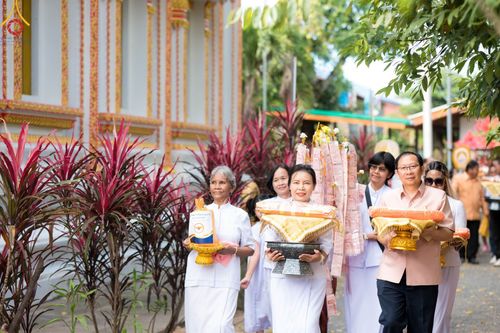 ภาพ No.98942:พิธีทอดกฐินสามัคคีทั่วไทย 5,000 วัด  ณ วัดกันทรอมอุดม อ.ขุนหาญ จ.ศรีสะเกษ วันที่ 26 พฤศจิกายน พ.ศ. 2566