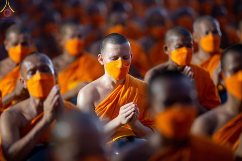 ภาพ No.116004:พิธีตักบาตรพระธรรมยาตรา ณ อนุสรณ์สถานลำดับที่ 4 สถานที่เกิดด้วยกายธรรม วัดโบสถ์(บน) จ.นนทบุรี วันที่ 21 มกราคม พ.ศ. 2567