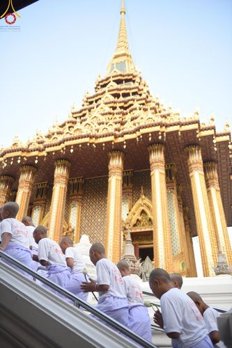 ภาพ No.135534:พิธีขอขมามอบผ้าไตร, พิธีบรรพชาสามเณร ในโครงการบรรพชาสามเณร ฟื้นฟูพระพุทธศาสนาทั่วไทย ณ วัดพระพุทธบาท ราชวรมหาวิหาร อ.พระพุทธบาท จ.สระบุรี วันที่ 6 เมษายน พ.ศ. 2567