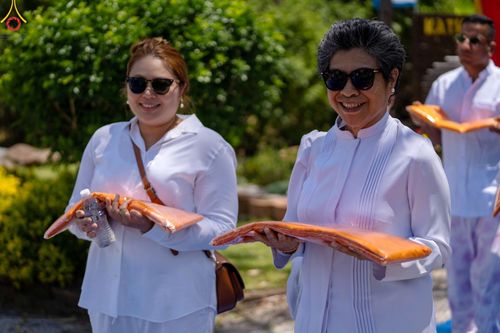 ภาพ No.99531:งานบุญพิธีทอดกฐินสามัคคี มหากาลทาน วัดพระธรรมกายซิดนีย์ เพื่อขยายอาคารปฏิบัติธรรม คุณยายอาจารย์มหารัตนอุบาสิกาจันทร์ ขนนกยูง วันที่ 12 พฤศจิกายน พ.ศ. 2566
