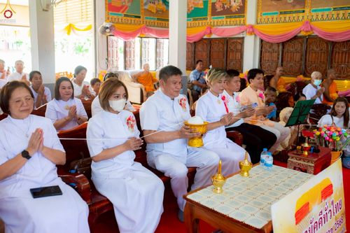 ภาพ No.262136:วันที่ 22 ตุลาคม พ.ศ. 2568 พิธีทอดกฐินสามัคคีทั่วไทย 30,000 วัด โดยคณะศิษยานุศิษย์ บูชาธรรม 81 ปี หลวงพ่อธัมมชโย ณ วัดราษฏร์ประดิษฐ์ อ.บัวใหญ่ จ.นครราชสีมา