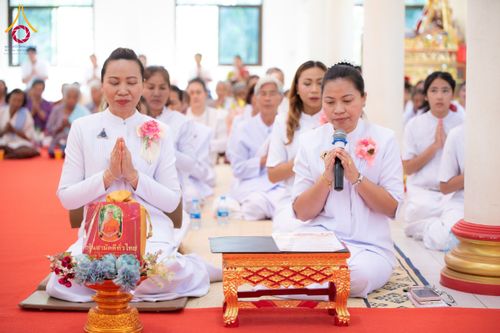 ภาพ No.174584:พิธีทอดกฐิน ณ วัดเวฬุวนาราม กาฬสินธุ์ ในโครงการกฐินสามัคคีทั่วไทย 30,000 วัด บูชาธรรม 80 ปี หลวงพ่อธัมมชโย โดยคณะศิษยานุศิษย์วัดพระธรรมกาย วันที่ 30 ตุลาคม พ.ศ. 2567