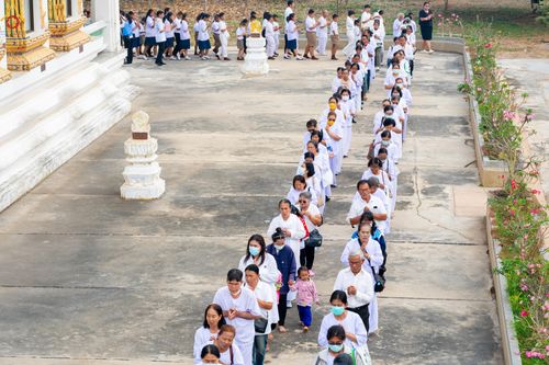 ภาพ No.301323:วันที่ 22 มกราคม พ.ศ. 2569 พิธีทอดผ้าป่าทำนุบำรุงศาสนสถาน ณ วัดใหม่พิบูลย์ผล อ.สองพี่น้อง จ.สุพรรณบุรี ในโครงการธรรมยาตรา กตัญญูบูชา มหาปูชนียาจารย์ พระมงคลเทพมุนี(สด จนฺทสโร) พระผู้ปราบมาร อนุสรณ์สถาน 7 แห่ง ปีที่ 14