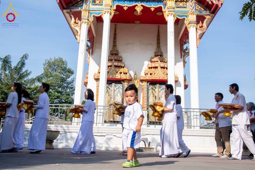 ภาพ No.305116:วันที่ 28 มกราคม พ.ศ. 2569 พิธีทอดผ้าป่าทำนุบำรุงศาสนสถาน ณ วัดเกิดการอุดม อ.คลองหลวง จ.ปทุมธานี ในโครงการธรรมยาตรา กตัญญูบูชา มหาปูชนียาจารย์ พระมงคลเทพมุนี(สด จนฺทสโร) พระผู้ปราบมาร อนุสรณ์สถาน 7 แห่ง ปีที่ 14