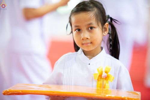 ภาพ No.345579:วันพฤหัสบดีที่ 27 สิงหาคม พ.ศ.2569 พิธีทอดผ้าป่าเพื่อถวายอุปกรณ์สื่อโสตทัศน์ อาคาร 82 ปี หลวงพ่อธัมมชโย พิธีทอดผ้าป่าสมทบกฐินวัดพระธรรมกาย และสมทบกฐิน 30,000 กว่าวัดทั่วไทย ครั้งที่ 1 ประจำปี พุทธศักราช 2569 ณ วัดพระธรรมกาย ปทุมธานี