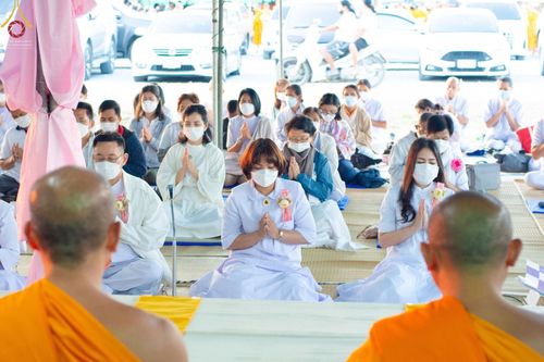 ภาพ No.74575:พิธีถวายภัตตาหารเป็นสังฆทาน แด่คณะพระธรรมยาตราฯ ในโครงการธรรมยาตรากตัญญูบูชา มหาปูชนียาจารย์ พระมงคลเทพมุนี(สด จนฺทสโร) พระผู้ปราบมาร อนุสรณ์สถาน 7 แห่ง ปีที่ 11 วันที่ 28 มกราคม พ.ศ. 2566