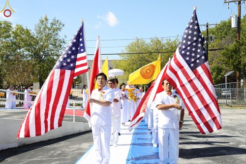 ภาพ No.64152:พิธีทอดกฐินสามัคคี เพื่อการเผยแผ่วิชชาธรรมกายและมหาปฏิสังขรณ์ วัดพระธรรมกายเท็กซัส ประเทศสหรัฐอเมริกา วันอาทิตย์ที่ 30 เดือนตุลาคม พ.ศ. 2565