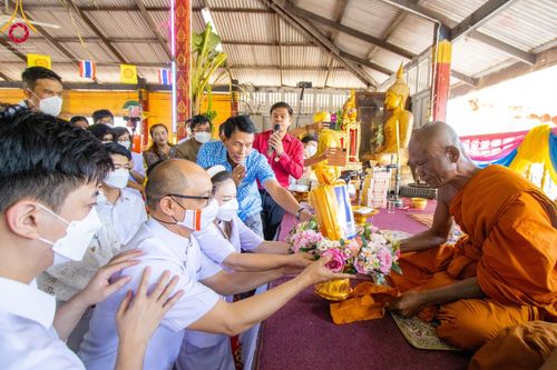 ภาพ No.64276:พิธีทอดกฐินสามัคคีทั่วไทย 5,000 วัด โดยคณะศิษยานุศิษย์วัดพระธรรมกาย น้อมบูชาธรรม 78 ปี หลวงพ่อธัมมชโย  วันอังคารที่ 8 พฤศจิกายน พ.ศ. 2565  ณ วัดโปรยฝน อ.หนองเสือ จ.ปทุมธานี